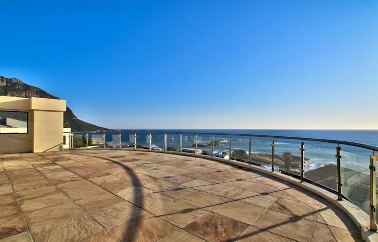 To Let 7 Bedroom Property for Rent in Llandudno Western Cape